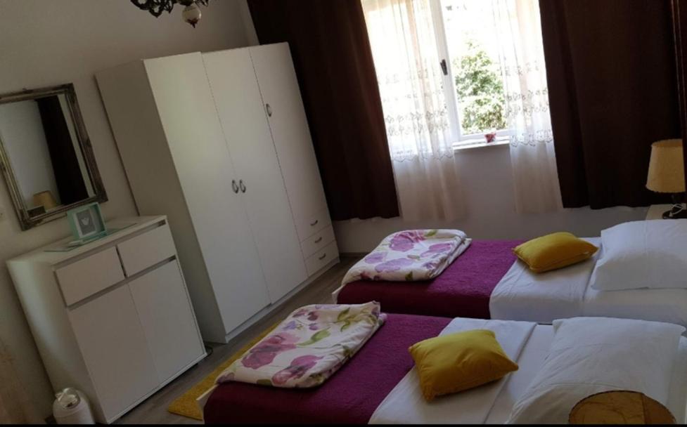 Barko Apartment And Rooms Hvar Town Luaran gambar