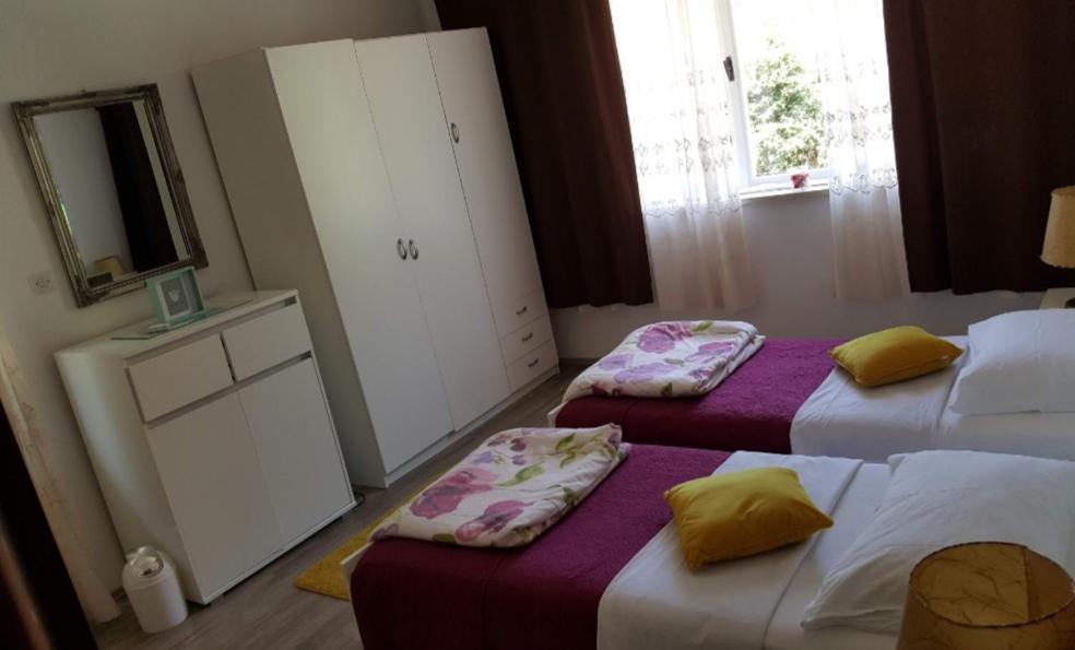 Barko Apartment And Rooms Hvar Town Luaran gambar